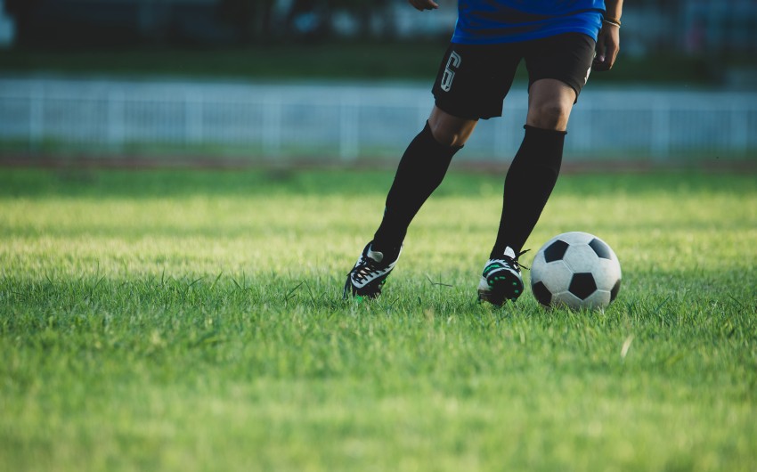 azione-del-calciatore-sullo-stadio_bassa.jpg